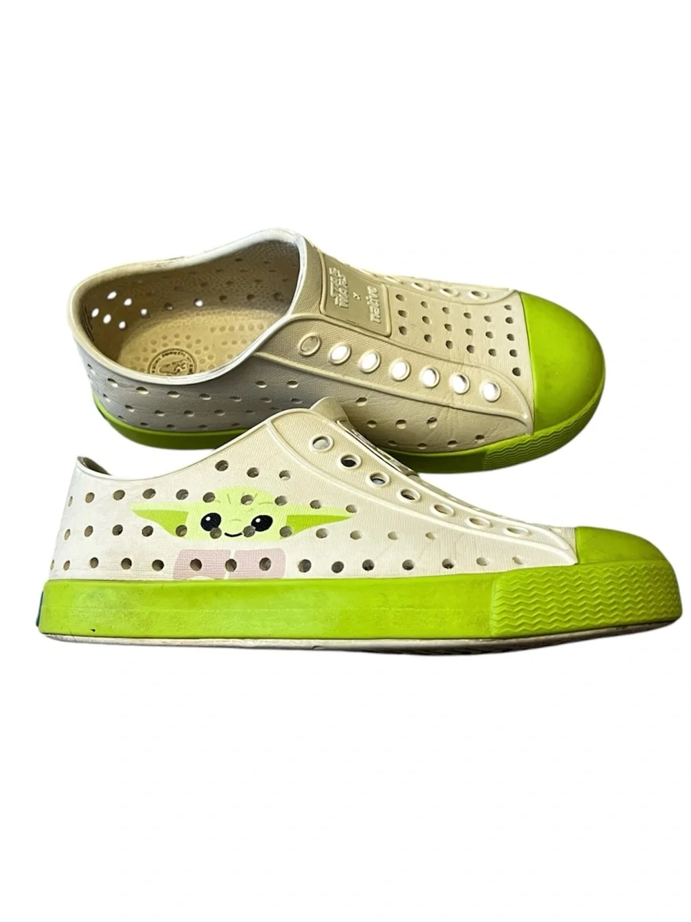 Native x Star Wars Baby Yoda / Gorgu Kids Boys Slip on Rubber Shoes Size 10